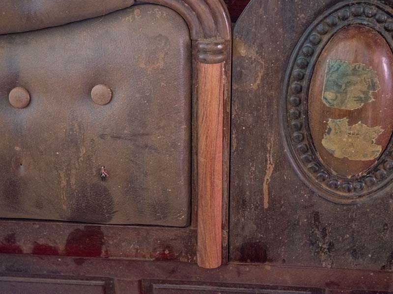 宁红木门修复公司