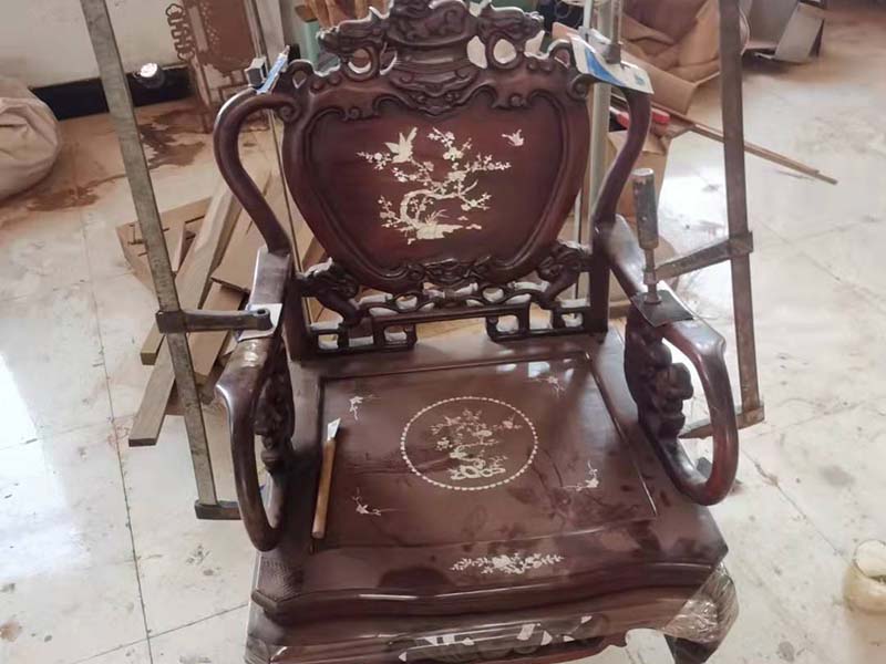 宁老旧红木家具翻新方法